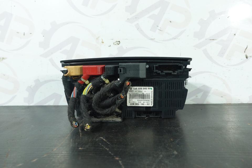 Audi TT 8J Klimabedienteil Klimaautomatik 2007 M22 – Bild 2