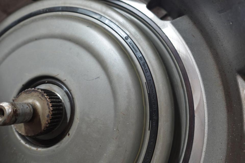 Audi TT 8J 2.0 TFSI 6-Gang DSG Automatikgetriebe 2006 HXW M22 – Bild 13