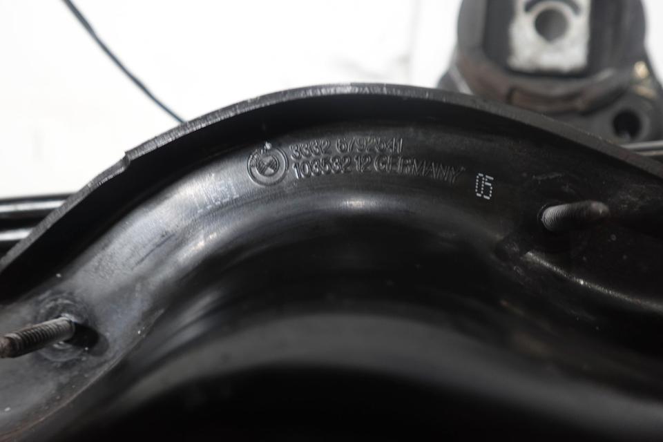 BMW 1er F20 Hinterachse Differential Antriebswellen 2011 N16 – Bild 11