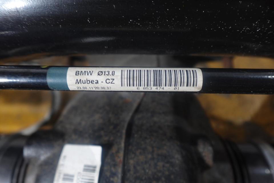 BMW 1er F20 Hinterachse Differential Antriebswellen 2011 N16 – Bild 17
