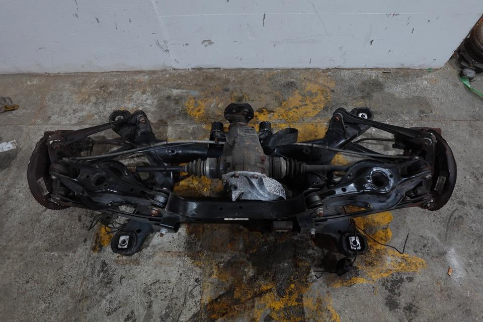 BMW 116i F20 Hinterachse komplett Differential Antriebswellen N21 – Bild 9