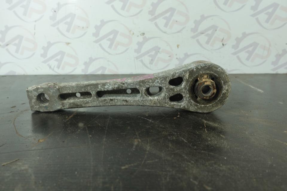 VW Golf 2009 Pendelstütze Drehmomentstütze Motor Getriebe N03 – Bild 4