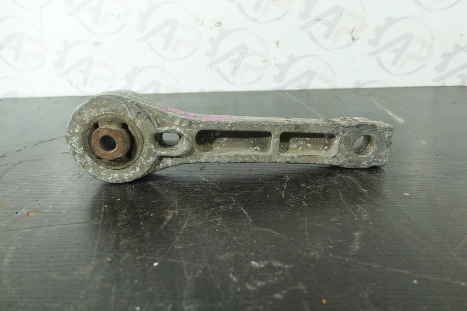 VW Pendelstütze Drehmomentstütze Motor Getriebe N02 – Bild 2