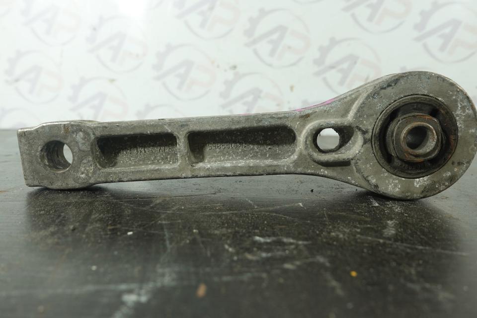 VW Pendelstütze Drehmomentstütze Motor Getriebe N02 – Bild 3