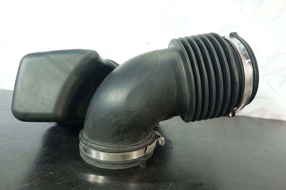 BMW Z4 E89 2009 Ansaugschlauch mit Resonator Ansaugrohr M42 – Bild 2