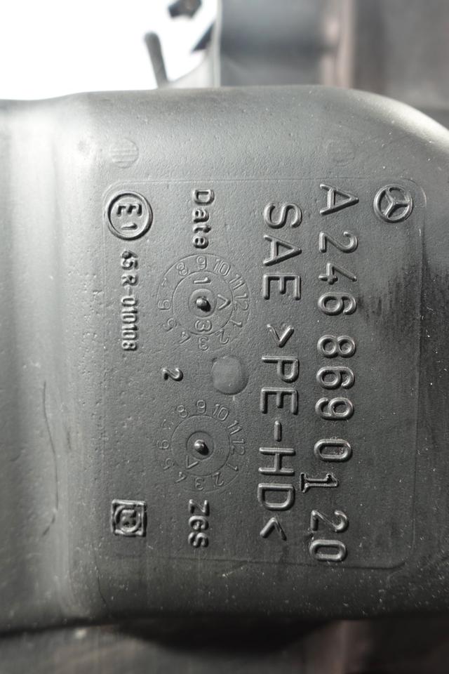 Benz B180Wischwasserbehälter mit Pumpen Einfüllroh 2013 M43 – Bild 6