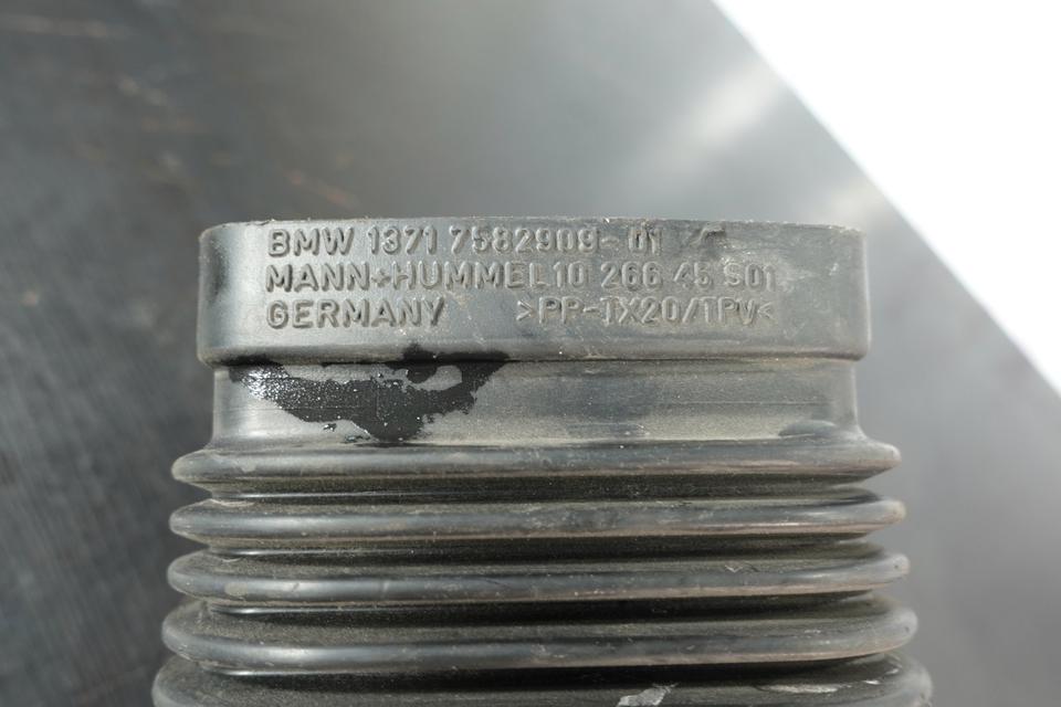 BMW Z4 E89 Ansaughaube Luftkanal mit Abdeckung 13717582909 M42 – Bild 5