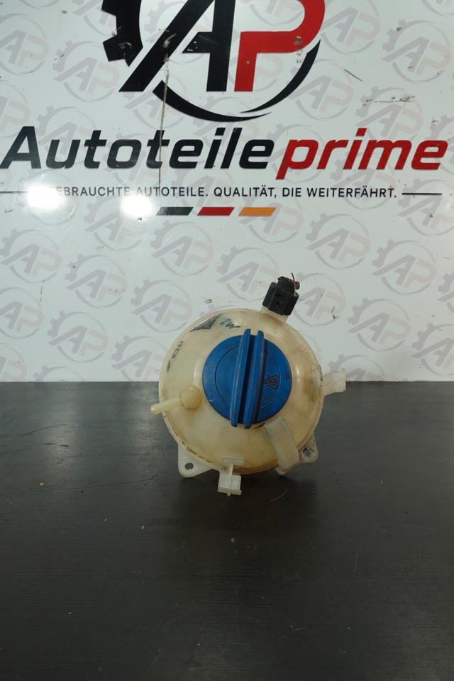 Audi TT 8J Kühlmittel-Ausgleichsbehälter Deckel 1K0121407A M22 – Bild 6