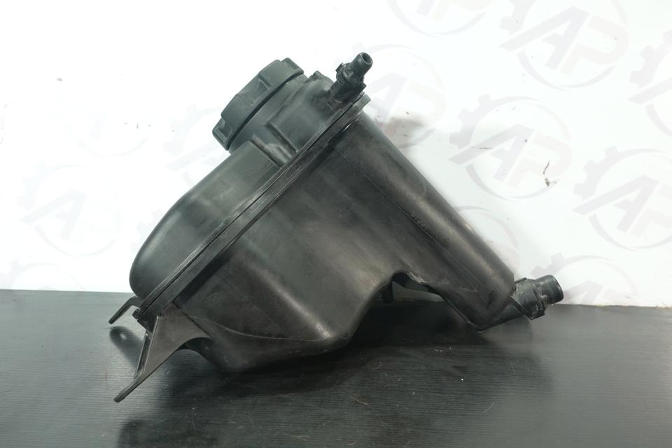 BMW 1er E87 Kühlmittel-Ausgleichsbehälter Deckel 17137567462 M31 – Bild 5