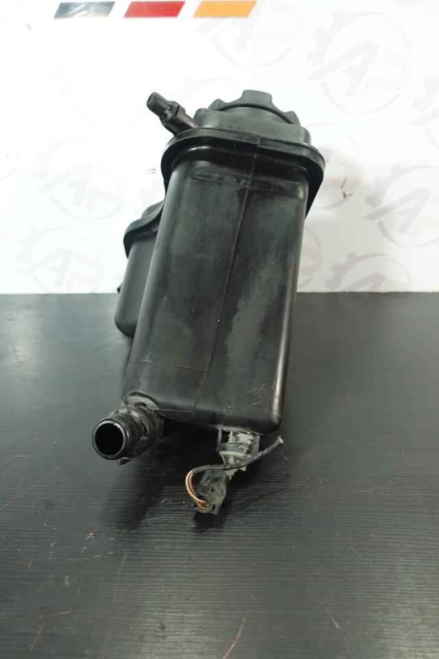 BMW 1er E87 Kühlmittel-Ausgleichsbehälter Deckel 17137567462 M31 – Bild 6
