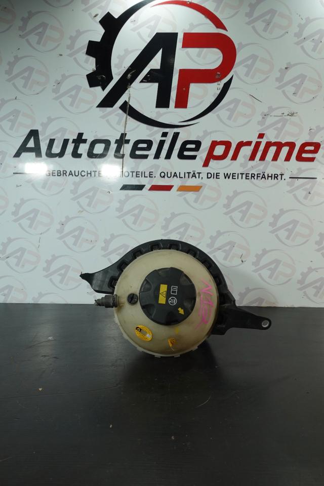 BMW 5er F10 F11 Kühlmittel Ausgleichsbehälter 7647285 N12 – Bild 4