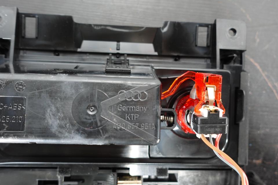 Audi A6 4G Aschenbecher Ablagefach Mittelkonsole Holzdekor M05 – Bild 5