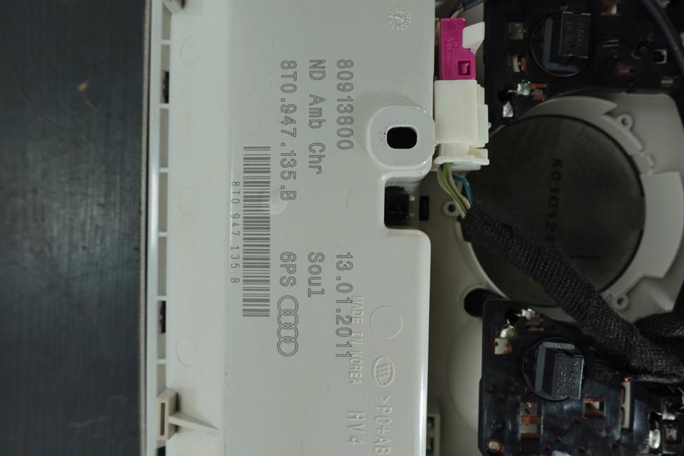 Audi A4 B8 Dachkonsole Innenleuchte mit Brillenfach 2011 N22 – Bild 5