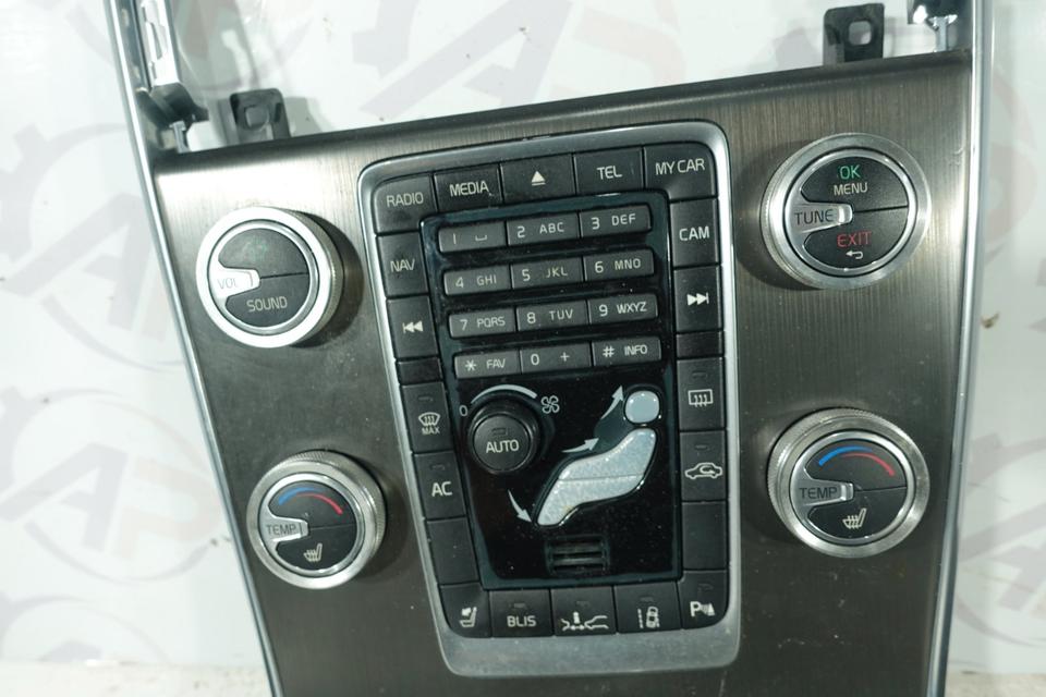 Volvo S60 V60 Mittelkonsole Radio Klimabedienteil RHD 2014 M35 – Bild 4