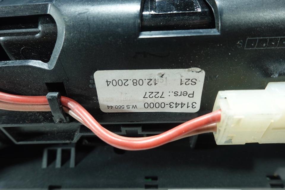BMW 6er E64 Mittelkonsole Holzdekor Aschenbecher Schalter M13 – Bild 7