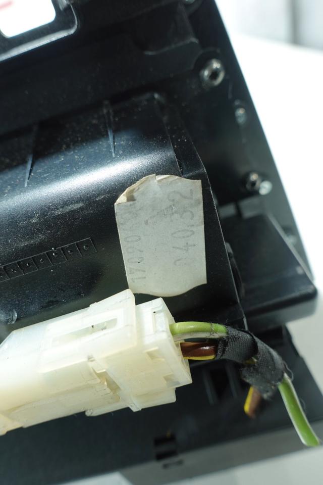 BMW 6er E64 Mittelkonsole Holzdekor Aschenbecher Schalter M13 – Bild 8