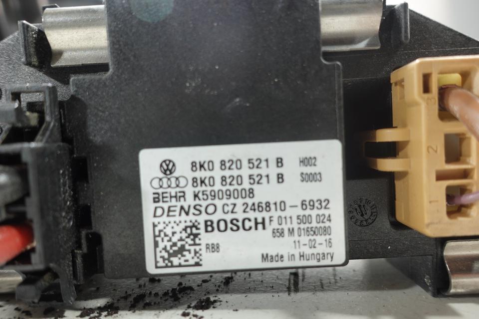 Audi A4 B8 A5 8T Q5 8RGebläsemotor Innenraumlüfter mit Regler N22 – Bild 10