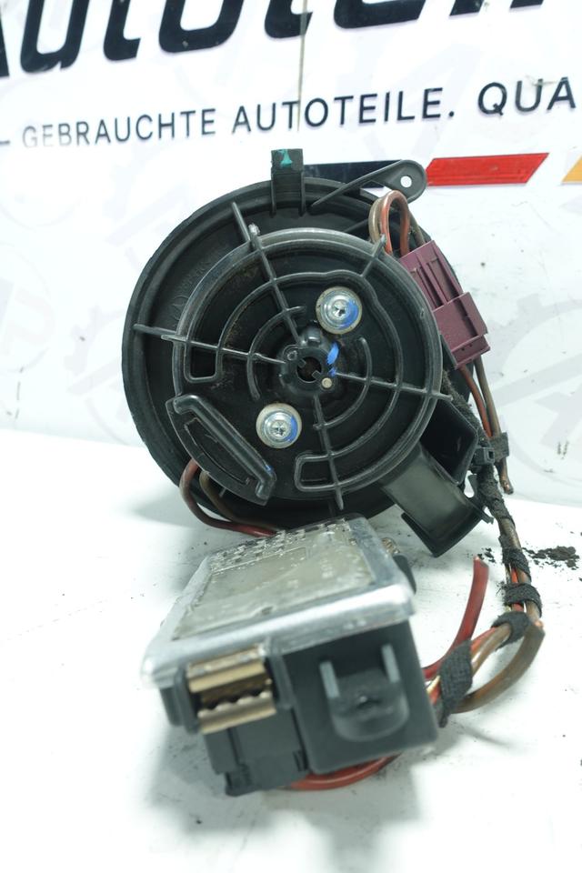 C-Klasse C180 W204 S204 Gebläsemotor Innenraumlüfter N18 – Bild 3