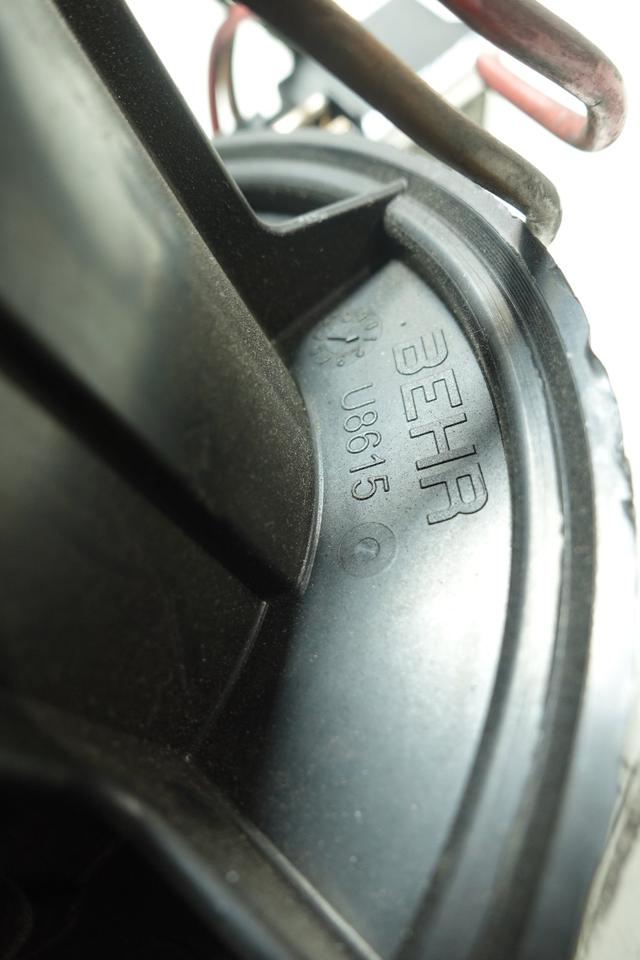 C-Klasse C180 W204 S204 Gebläsemotor Innenraumlüfter N18 – Bild 5