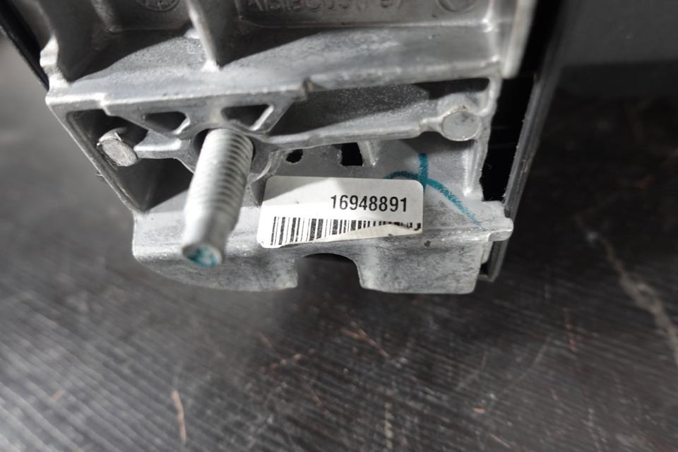BMW 2er F45 Active Tourer Armlehne Mittelarmlehne schwarz M28 – Bild 7
