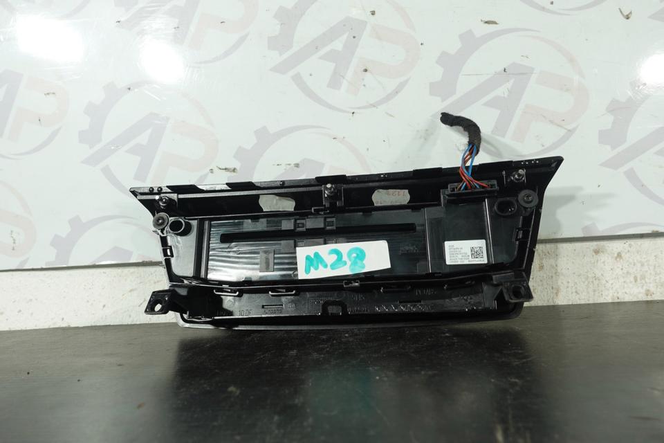 BMW 2er F45 F46 Radio Bedienteil CD Laufwerk Mittelkonsole M28 – Bild 3