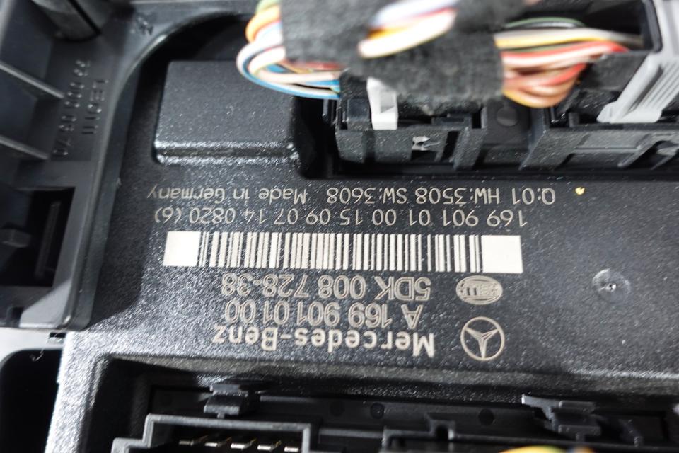 Mercedes BKlasse W245 SAMSteuergerät Sicherungskasten M40 – Bild 4