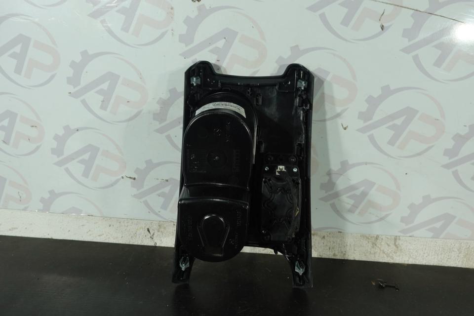 Mercedes B-Klasse W246 Mittelkonsole Ablagefach Drehregler M41 – Bild 6