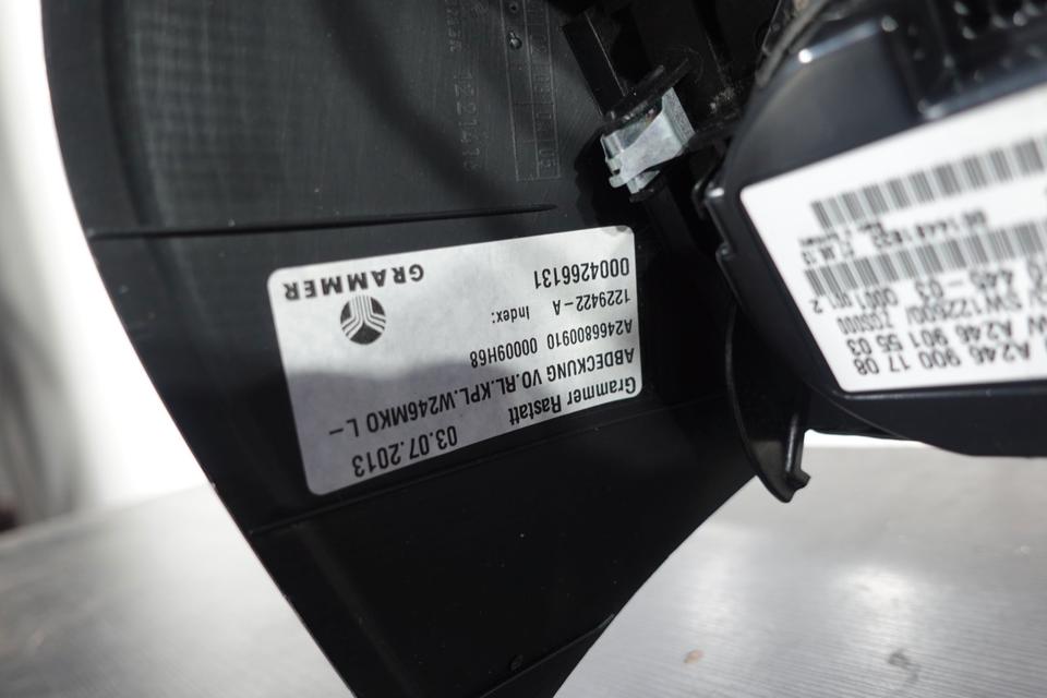 Mercedes B-Klasse W246 Mittelkonsole Klimabedienteil M41e M41 – Bild 10