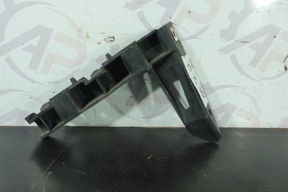 Audi TT 8J Stoßstangenhalter vorne rechts 8J0 807 184 B M22 – Bild 3