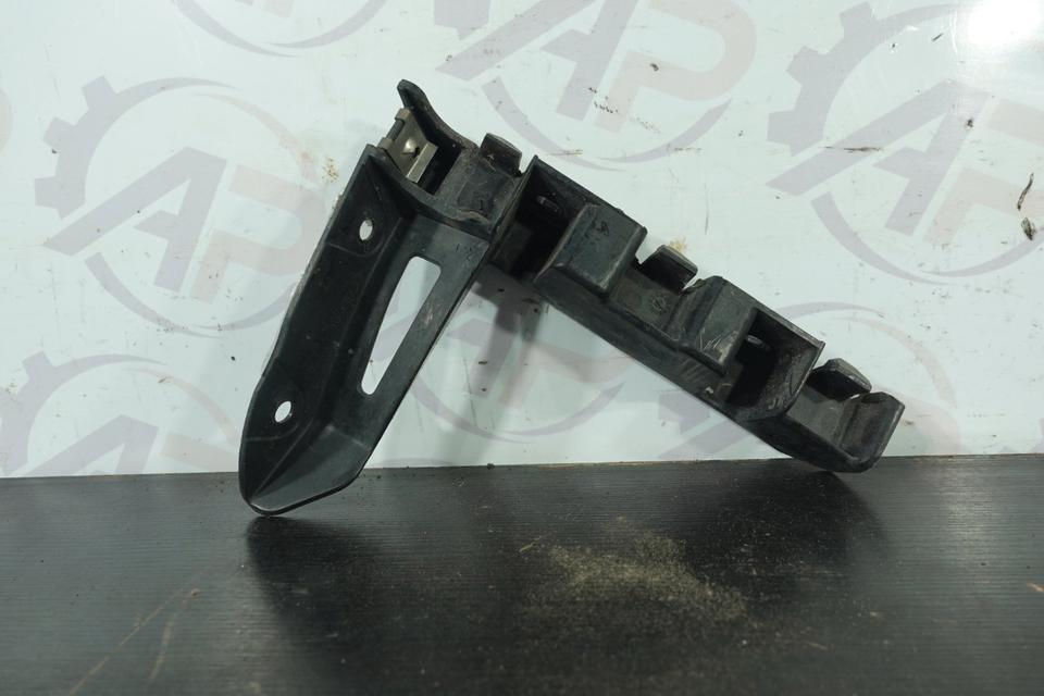 Audi TT 8J Stoßstangenhalter vorne rechts 8J0 807 184 B M22 – Bild 4