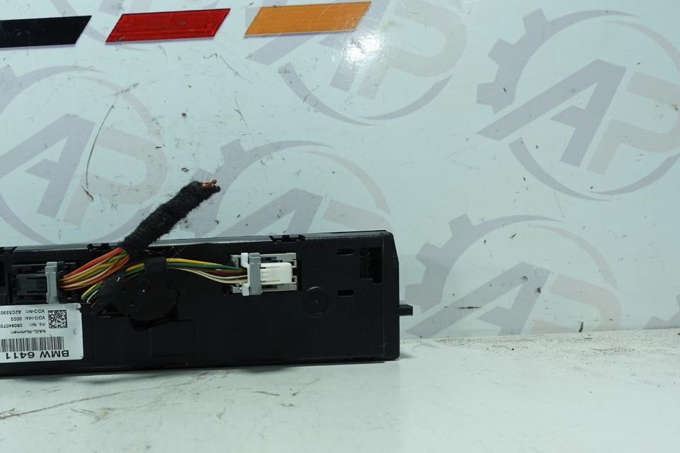 BMW 1er E87 Klimabedienteil Klimaautomatik 64119182287 M31 – Bild 3