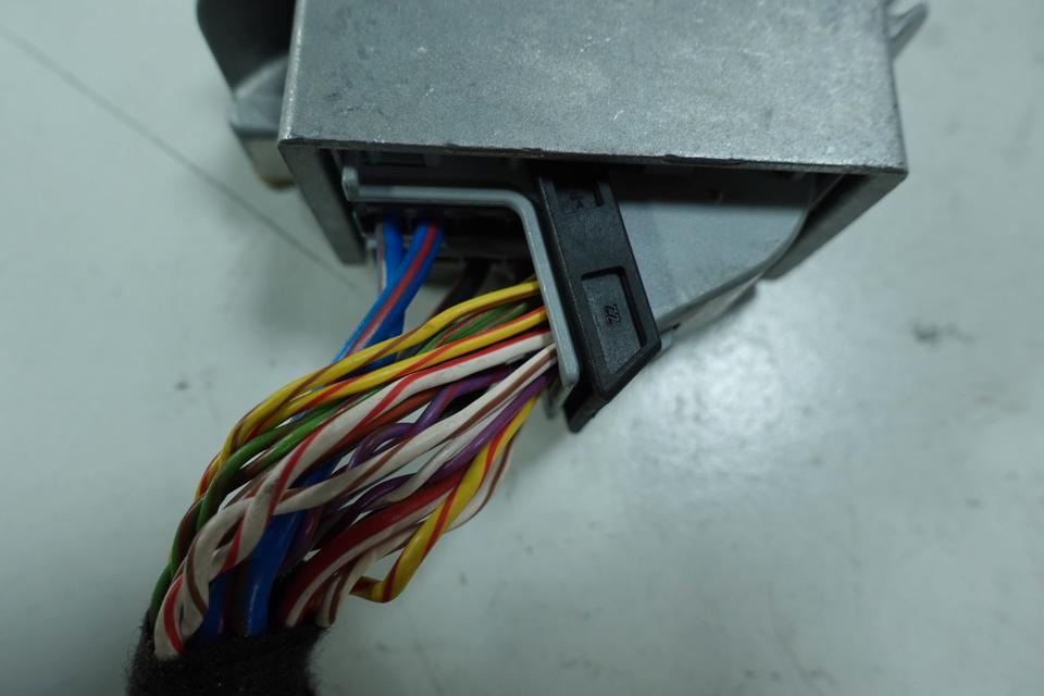 Harman Becker Verstärker HS B145 8799259 Audio Steuergerät M31 – Bild 4