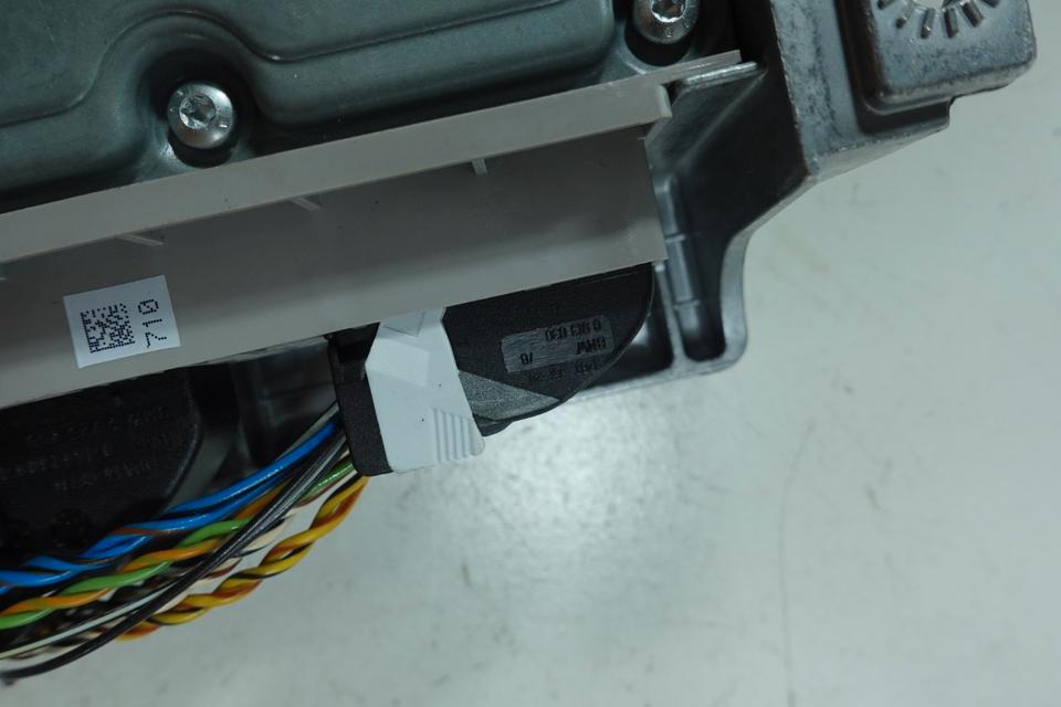 BMW 1er E87 Airbagsteuergerät Bosch 65779166057 M31 – Bild 6