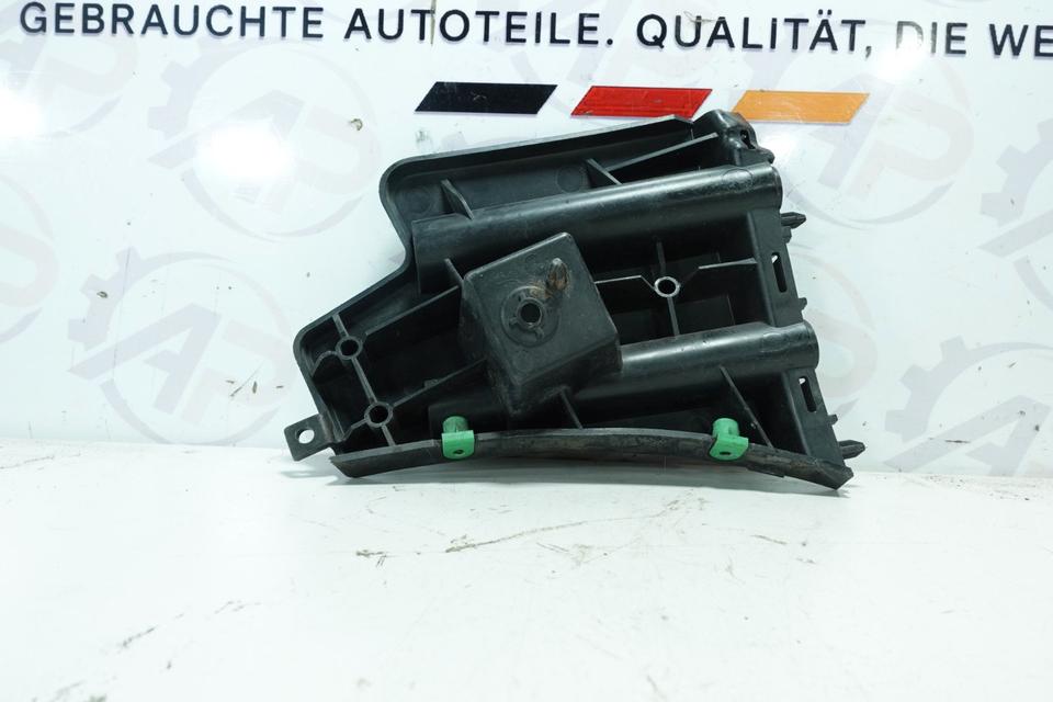 Volvo V60 Stoßstangenhalter vorne rechts 30796626 M33 – Bild 2