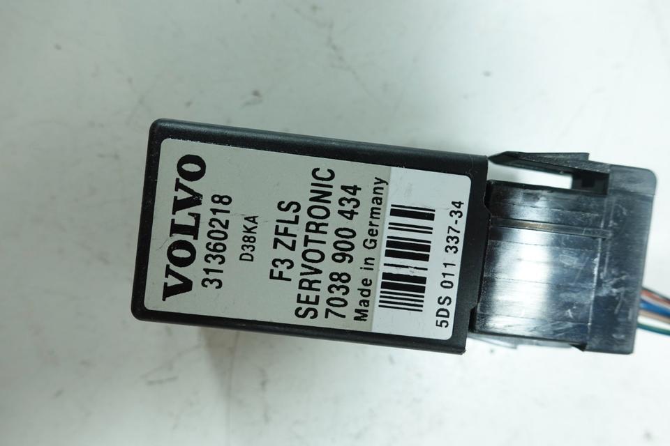 Volvo V60 Servotronic Relais Steuergerät 31360218 M33 – Bild 3