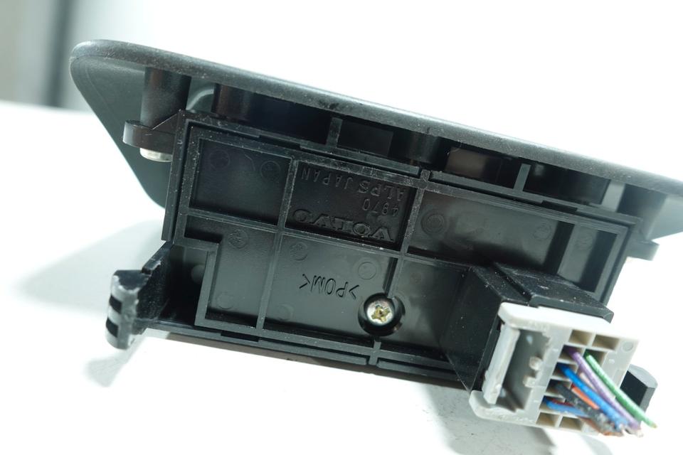 Volvo V60 I FW Parkbremse Schalter 31343242 M35 – Bild 4
